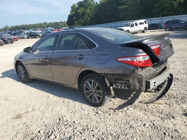 4T1BF1FK0GU150064 2016 TOYOTA CAMRY - Image 2