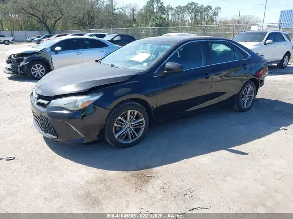 4T1BF1FK0GU161422 2016 TOYOTA CAMRY - Image 2