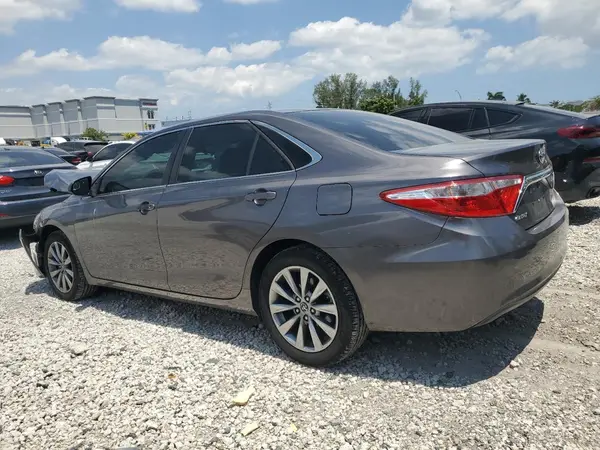 4T1BF1FK0GU163364 2016 TOYOTA CAMRY - Image 2