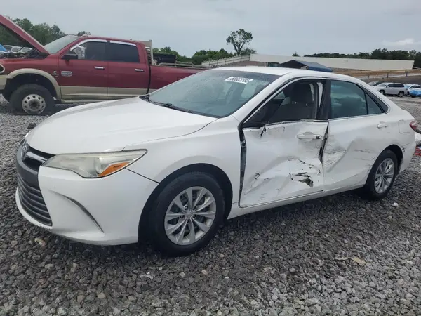 4T1BF1FK0GU165969 2016 TOYOTA CAMRY - Image 1