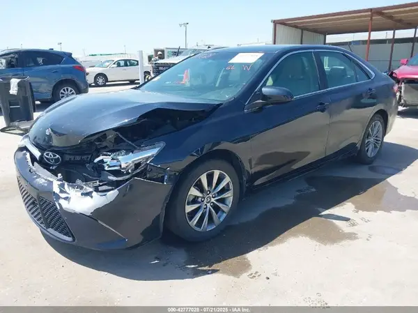 4T1BF1FK0GU166507 2016 TOYOTA CAMRY - Image 2