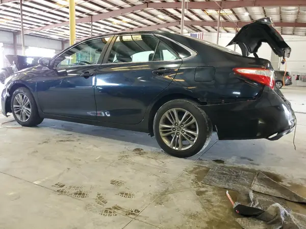 4T1BF1FK0GU170315 2016 TOYOTA CAMRY - Image 2