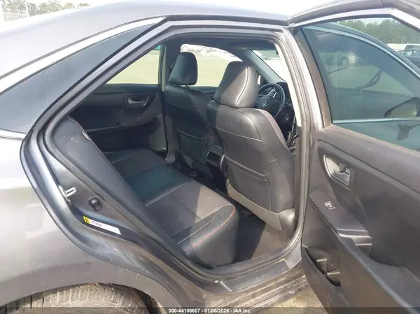 4T1BF1FK0GU173313 2016 TOYOTA CAMRY - Image 8