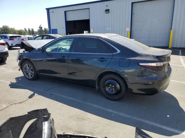 4T1BF1FK0GU174915 2016 TOYOTA CAMRY - Image 2