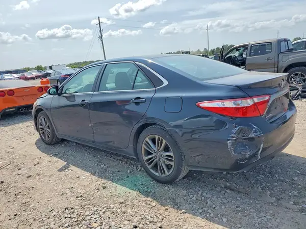 4T1BF1FK0GU190239 2016 TOYOTA CAMRY - Image 2