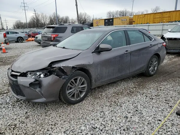 4T1BF1FK0GU191178 2016 TOYOTA CAMRY - Image 1