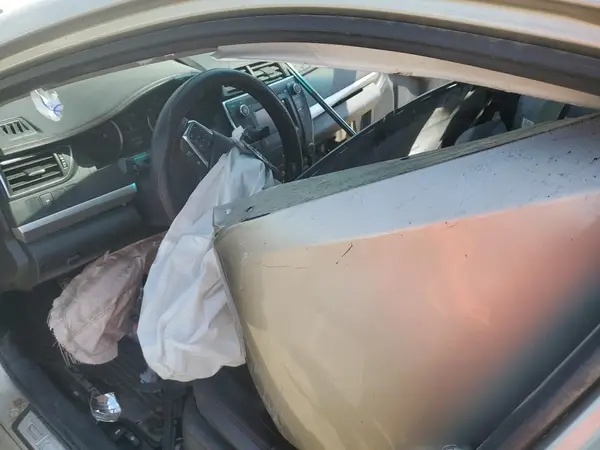 4T1BF1FK0GU193464 2016 TOYOTA CAMRY - Image 8