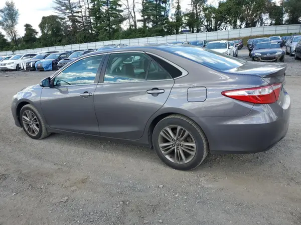 4T1BF1FK0GU195635 2016 TOYOTA CAMRY - Image 2