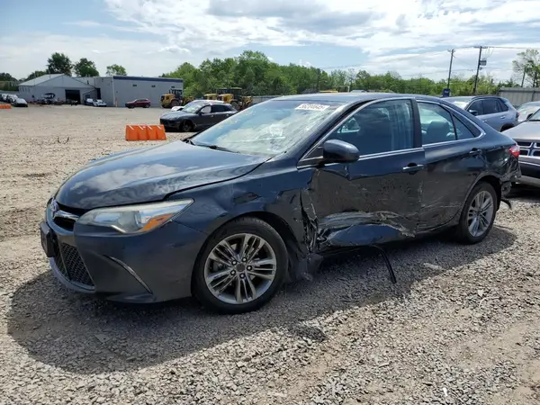 4T1BF1FK0GU200526 2016 TOYOTA CAMRY - Image 1