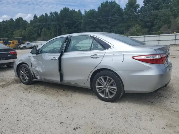 4T1BF1FK0GU201322 2016 TOYOTA CAMRY - Image 2