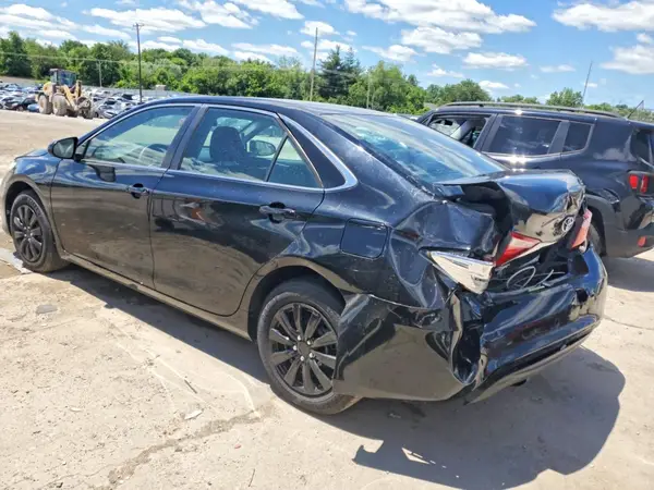 4T1BF1FK0GU204995 2016 TOYOTA CAMRY - Image 2