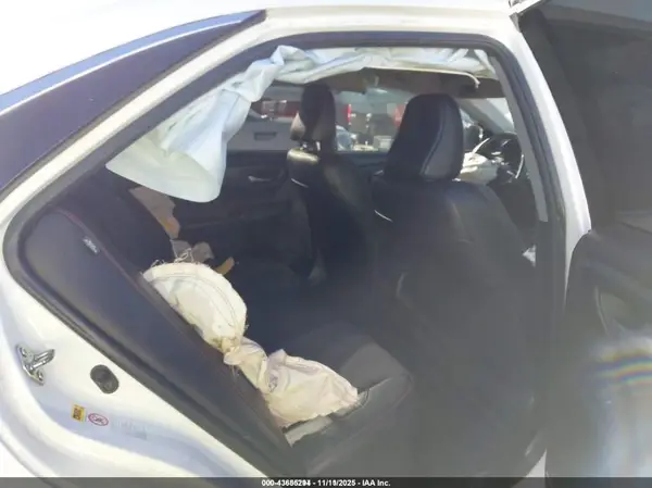 4T1BF1FK0GU206441 2016 TOYOTA CAMRY - Image 8