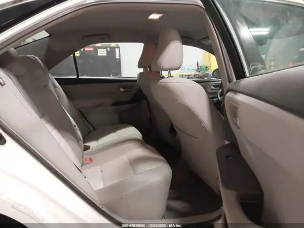 4T1BF1FK0GU208271 2016 TOYOTA CAMRY - Image 8