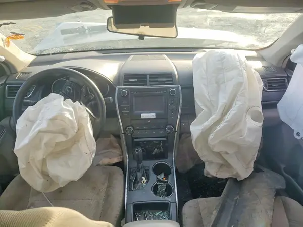 4T1BF1FK0GU209260 2016 TOYOTA CAMRY - Image 8