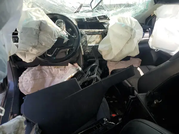 4T1BF1FK0GU209985 2016 TOYOTA CAMRY - Image 8