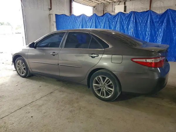 4T1BF1FK0GU210408 2016 TOYOTA CAMRY - Image 2