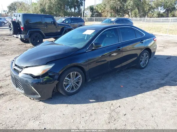 4T1BF1FK0GU213292 2016 TOYOTA CAMRY - Image 2
