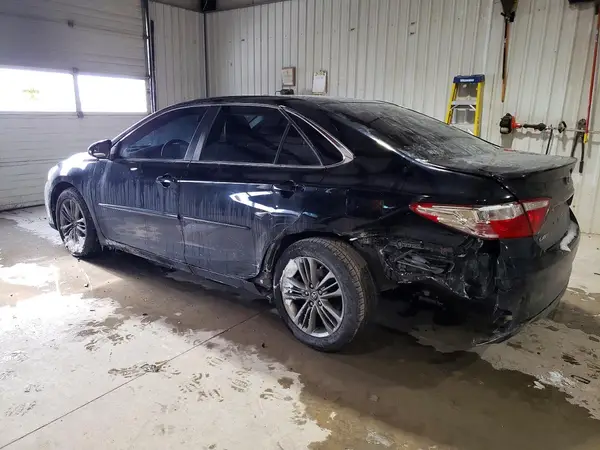4T1BF1FK0GU214166 2016 TOYOTA CAMRY - Image 2