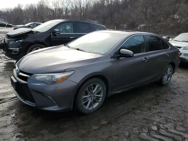 4T1BF1FK0GU216113 2016 TOYOTA CAMRY - Image 1