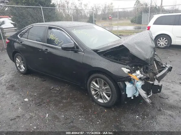 4T1BF1FK0GU218895 2016 TOYOTA CAMRY - Image 1