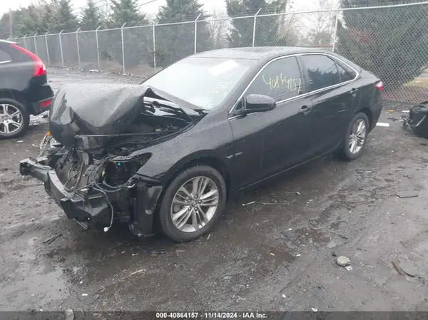 4T1BF1FK0GU218895 2016 TOYOTA CAMRY - Image 2