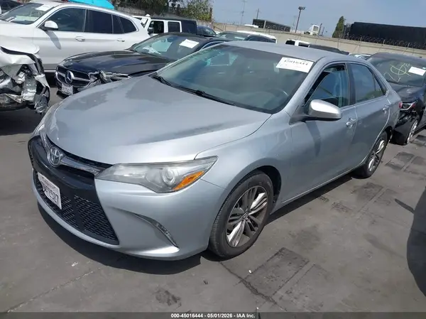 4T1BF1FK0GU227290 2016 TOYOTA CAMRY - Image 2