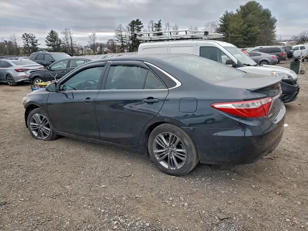 4T1BF1FK0GU232991 2016 TOYOTA CAMRY - Image 2