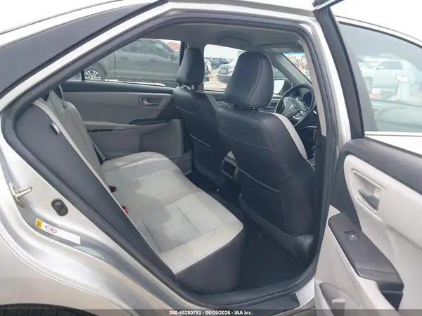 4T1BF1FK0GU233591 2016 TOYOTA CAMRY - Image 8
