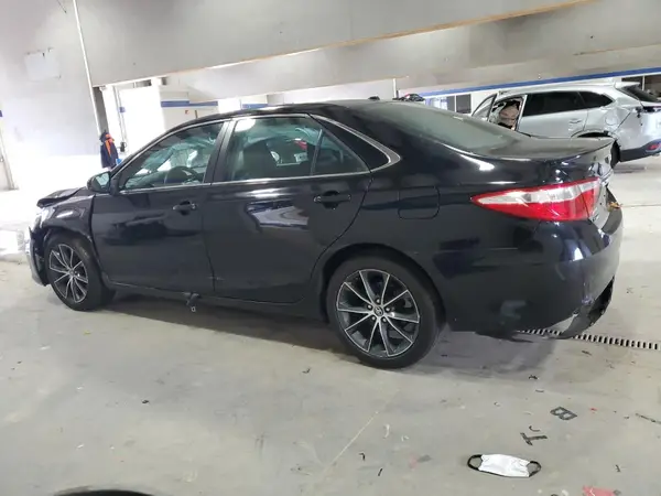 4T1BF1FK0GU234224 2016 TOYOTA CAMRY - Image 2