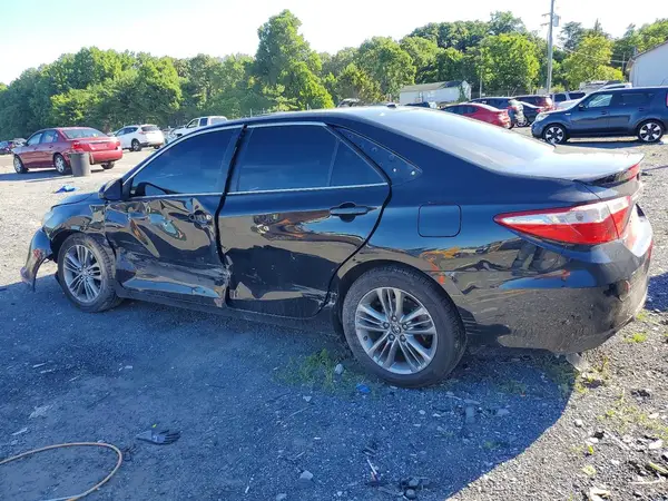 4T1BF1FK0GU238273 2016 TOYOTA CAMRY - Image 2