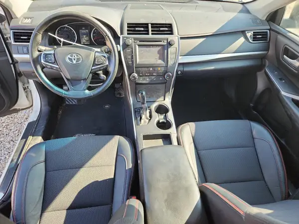 4T1BF1FK0GU241898 2016 TOYOTA CAMRY - Image 8