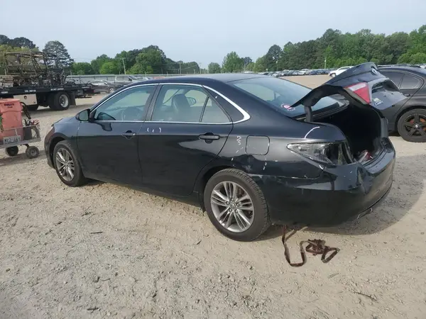 4T1BF1FK0GU246194 2016 TOYOTA CAMRY - Image 2
