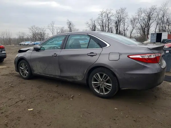 4T1BF1FK0GU247832 2016 TOYOTA CAMRY - Image 2