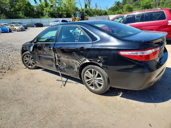 4T1BF1FK0GU249516 2016 TOYOTA CAMRY - Image 2