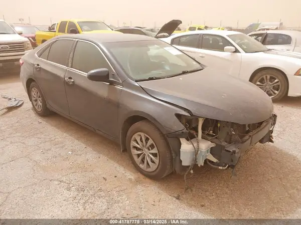 4T1BF1FK0GU252934 2016 TOYOTA CAMRY - Image 1
