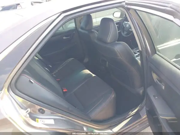 4T1BF1FK0GU256269 2016 TOYOTA CAMRY - Image 8