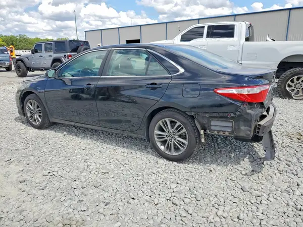 4T1BF1FK0GU257177 2016 TOYOTA CAMRY - Image 2