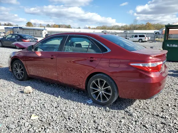 4T1BF1FK0GU504827 2016 TOYOTA CAMRY - Image 2