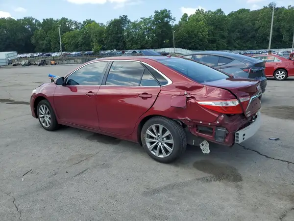 4T1BF1FK0GU506593 2016 TOYOTA CAMRY - Image 2