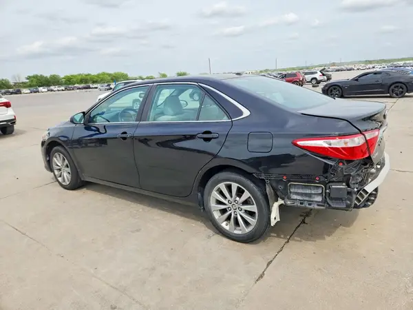 4T1BF1FK0GU507209 2016 TOYOTA CAMRY - Image 2