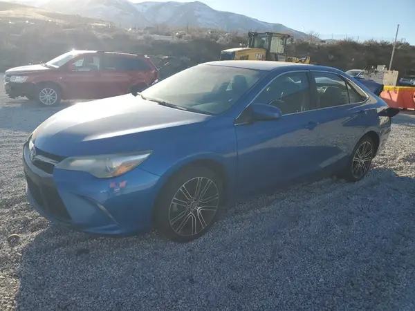 4T1BF1FK0GU508456 2016 TOYOTA CAMRY - Image 1