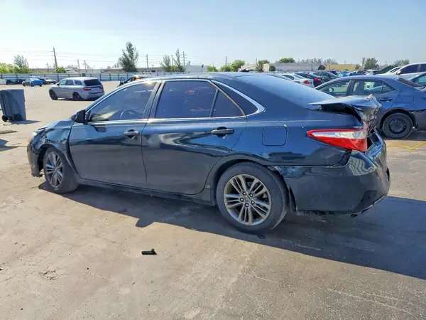 4T1BF1FK0GU511017 2016 TOYOTA CAMRY - Image 2