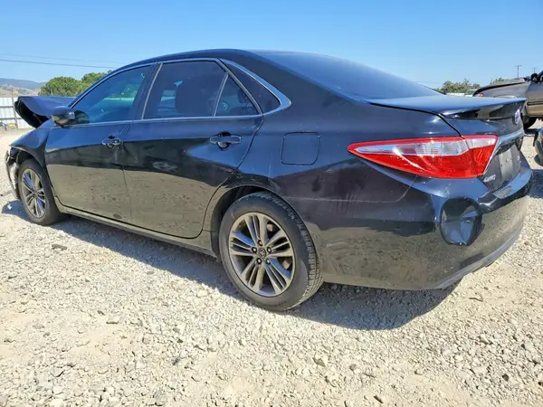 4T1BF1FK0GU512412 2016 TOYOTA CAMRY - Image 2