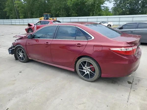 4T1BF1FK0GU513768 2016 TOYOTA CAMRY - Image 2