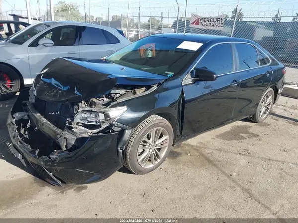 4T1BF1FK0GU514211 2016 TOYOTA CAMRY - Image 2