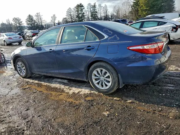 4T1BF1FK0GU516055 2016 TOYOTA CAMRY - Image 2