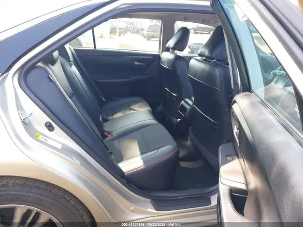 4T1BF1FK0GU516086 2016 TOYOTA CAMRY - Image 8