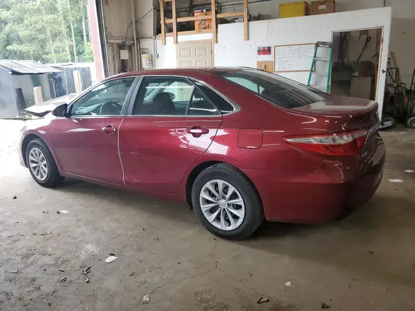 4T1BF1FK0GU517156 2016 TOYOTA CAMRY - Image 2