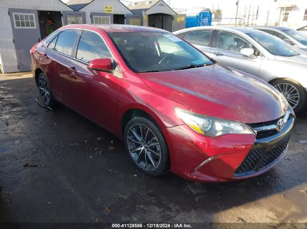 4T1BF1FK0GU520803 2016 TOYOTA CAMRY - Image 1