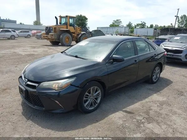 4T1BF1FK0GU521210 2016 TOYOTA CAMRY - Image 2